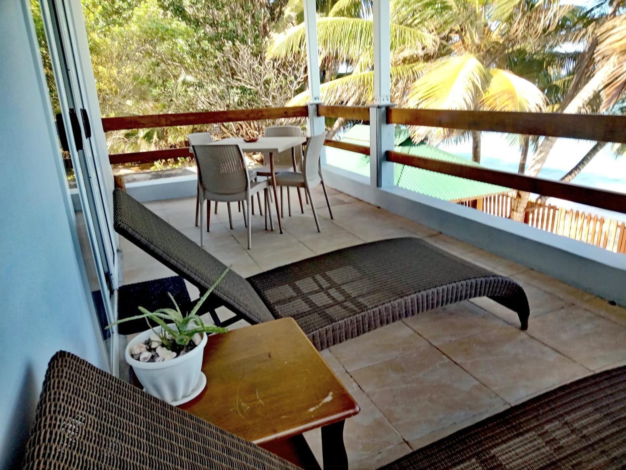 Roz A Mer - Beach Apartment Takamaka Luaran gambar